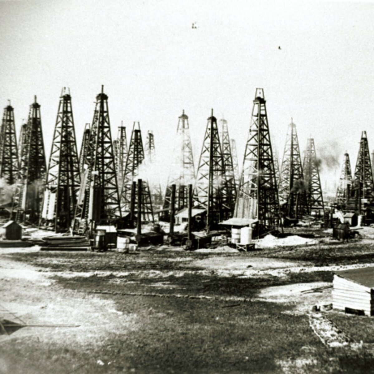 Houston's Oil Boom: A Prosperous Era Marred by Unsolved Murders