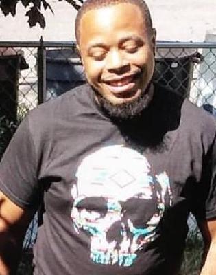 Dominque Robinson death by force case profile photo
